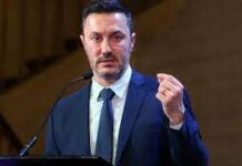 Luis Petri le puso mordaza a los militares que quieran ser inclusivos