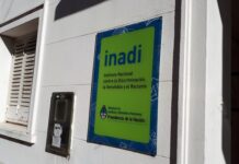 Referentes de la colectividad LGTBQI+ expresaron repudio por el cierre del INADI anunciado por el gobierno