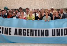 Actores y directores denunciaron en los Premios Platino que el Gobierno le “declaró la guerra” al sector audiovisual