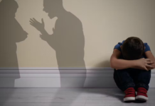 Violencia vicaria: Cuando los varones violentos se ensañan con las madres y los niñxs