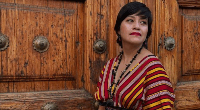 directora de cine maya