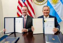 El acuerdo que beneficia a Estados Unidos y lleva a la Argentina a la destrucción