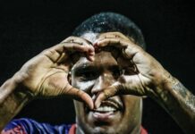 Pidió que las mujeres no dirijan en Brasil y le bajaron el sueldo a la mitad