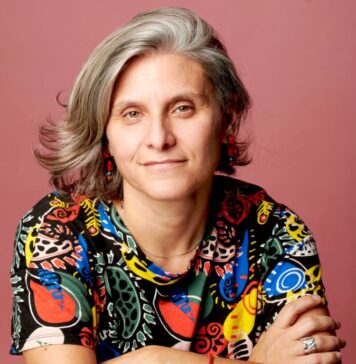 Lala Pasquinelli “No podemos seguir hablando de deseo; con el deseo no se come, no se educa, no se le da una vida digna a la persona que traemos al mundo”