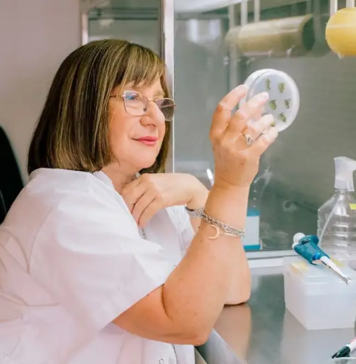Ciencia con sello de mujer: la argentina Raquel Chan gana el premio mundial L’Oréal-UNESCO e impulsa la seguridad alimentaria global