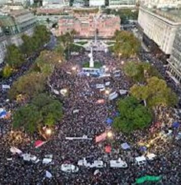 Las universidades nacionales lanzan una campaña federal para exigir el cumplimiento de la Ley de Financiamiento Universitario
