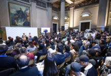 Ley Ema: Un dique escolar contra el acoso virtual que golpea a las adolescentes