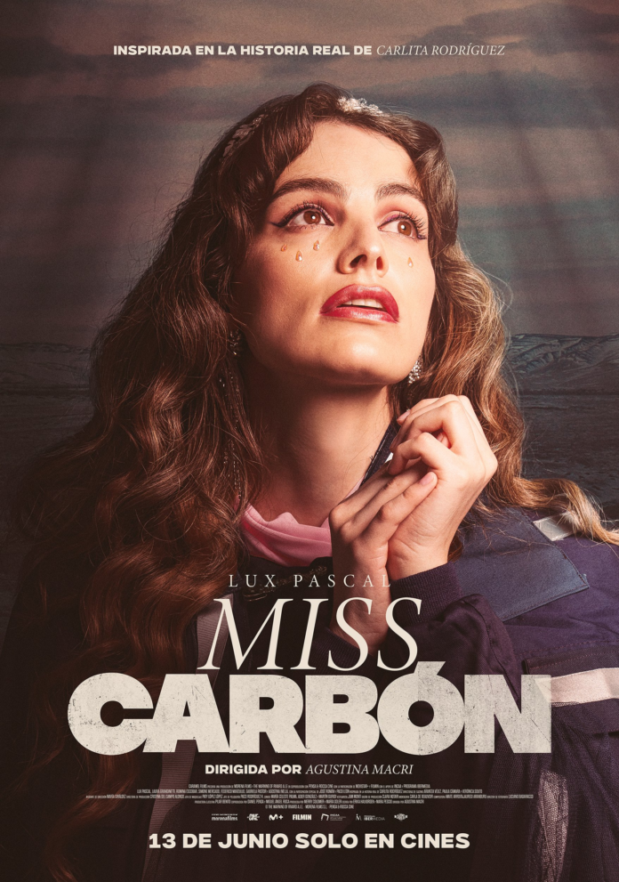 Miss Carbón.