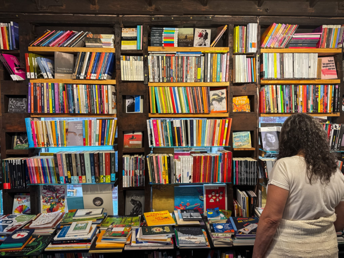 biblioteca