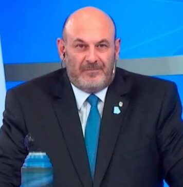 Violencia misógina en el streaming: Santiago Cúneo atacó a Myriam Bregman con repudiables comentarios sobre su cuerpo y vestimenta