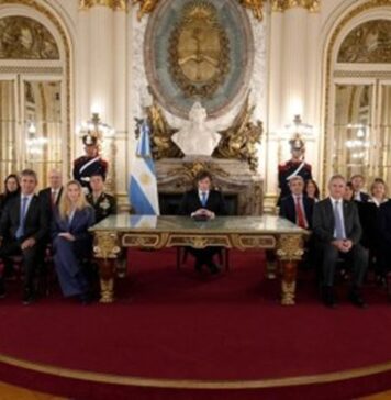El camaleón de Olivos: El giro discursivo de Milei sobre Malvinas expone la incongruencia oficial