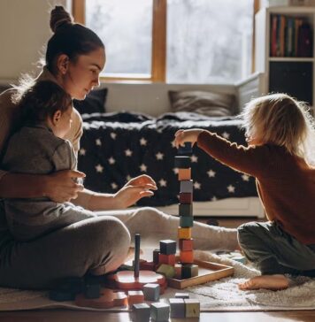 Maternidades al límite: el 76% de las madres vive agotada y el 97% padece tristeza o angustia frecuente